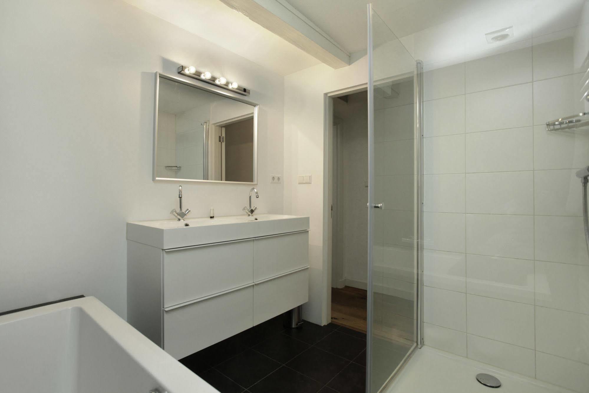 Stayci Serviced Apartments Luther Deluxe Haia Exterior foto